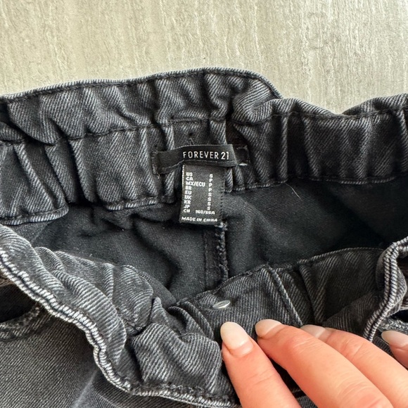 WOMENS PAPERBAG JEANS SIZE SMALL - Picture 2 of 4